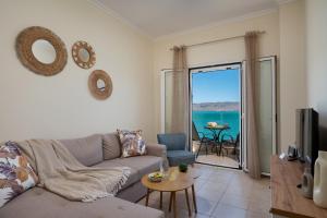 Costalia Seafront Apt