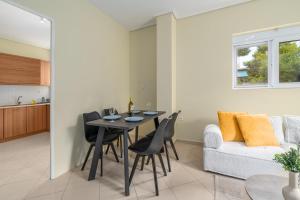 One North Living - Marousi - M Asias 23 by KM