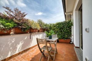 Studio Vintage con Terrazza Privata - Centro 15min