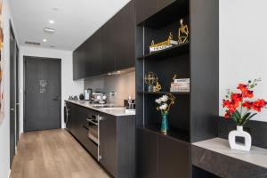 E11EVEN Deluxe Suite with Rooftop Pool & City Views