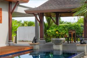 Relaxing 2BR Pool Villa Near Rawai Beaches