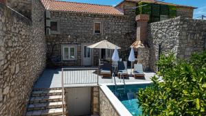 Villa Rosalia Poljice by Villas Guide