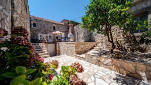 Villa Rosalia Poljice by Villas Guide