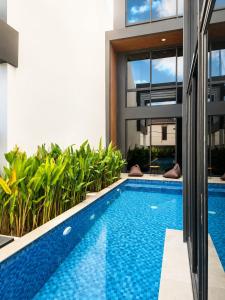 Evening Primerose Villa by Maheswara