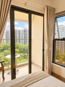 3-Bedroom Apartment with Open View - Celadon Stay