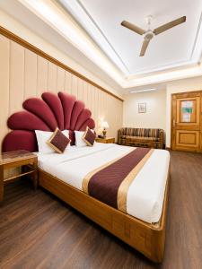 Hotel Kochar International - 1 Minute From Gaffar Market Karol Bagh New Delhi