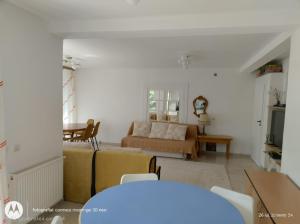 Casa Albinelor - Terasă - Apartament 2-6 persoane
