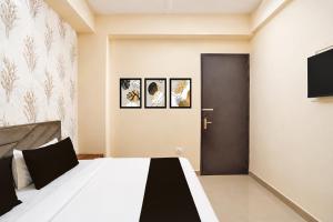Hotel O Sector 51 Metro Station Noida Formerly Dream House