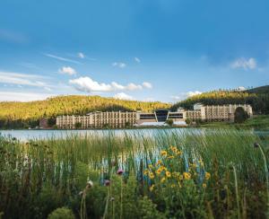 Inn of the Mountain Gods Resor..