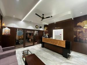 Hotel Radhika