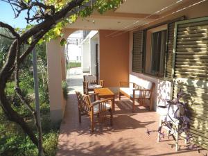 Apartment and rooms Kristina