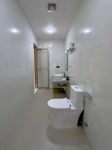 Silver Bay Kamadhoo