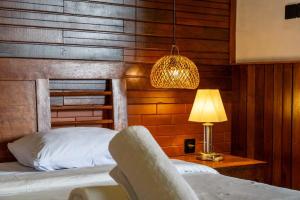 2BR Private Pool Villa Kayu Near Melasti Beach