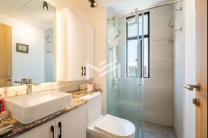 Cozy 2-bedroom on 32nd with swimming pool