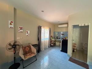 Rustic apartment at YaNui beach