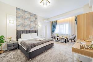 COZY Boutique ApartHotel - Private Suites and Studios