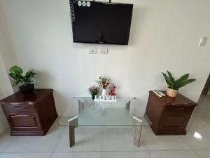 Pasay Staycation located at Shore Residences walking distance to Mall of Asia and near Manila Airport