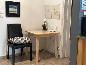 The Spot Urban Studio 4 Near OAKA Balcony & Free Parking