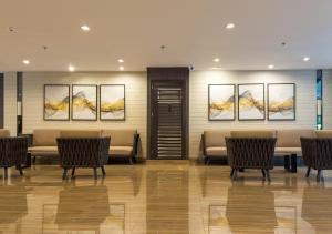 23F Skyline View Air Residences Makati Fast WiFi