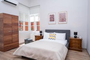 Spacious 3-Bedroom 2-Bathroom Apartment with Central Location