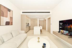 Brand New 1BR with Modern Furnishing by BMS
