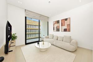 Brand New 1BR with Modern Furnishing by BMS
