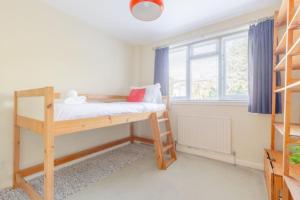 Delightful 3BD Family Home w Garden Finsbury Park