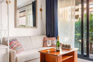 TheBlueStay 105 - Lovely Terrace Apt in Levallois