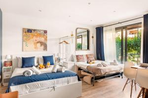 TheBlueStay 105 - Lovely Terrace Apt in Levallois