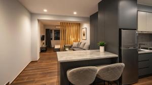 Piraeus Port Suites Luxury No4