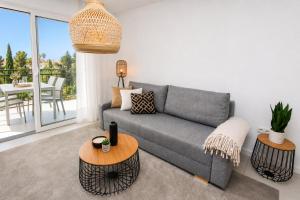 Riviera del Sol, walking distance to the beach