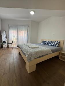 Stefea Center Apartment - Free Garage - Central