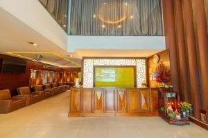 Apogee Hotel
