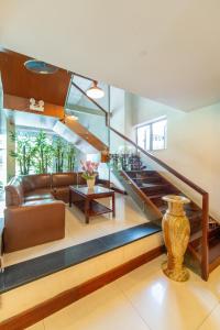 Apogee Hotel