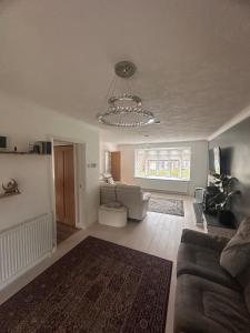 Spacious & Serene 3-Bed Detached Retreat