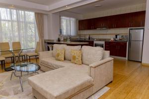 GOLF FURNISHED & SERVICED APARTMENTs