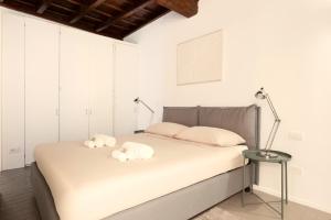 Corso Magenta Historic Apartment