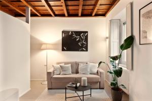 Corso Magenta Historic Apartment