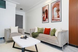 Casa Inikas Modern 1BR Staroot Pool Gym Near Yaya Centre
