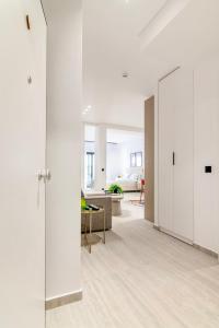 Jamies Studio with Balcony & Close to Monastiraki and Gazi