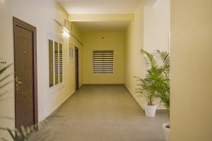 Spacious 2 BHK Premium Apartment Near CIAL Airport