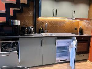 Urban Terracotta Loft - Newly Renovated