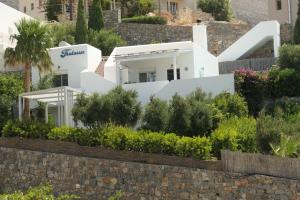 Thalassa Villa