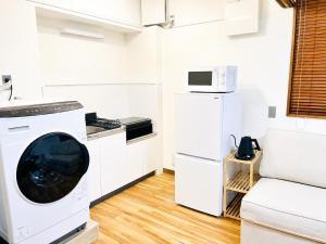 Japanese Tatami House Private Whole House Near Asakusa & Skytree 5-min Walk to Station Quiet Residential Area Great Airport Access Perfect for Families