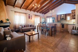 Agapis House