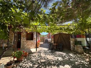 Morfili Villa