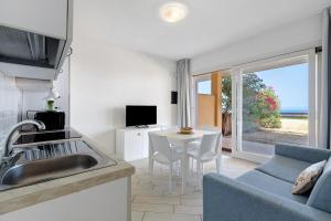 Appartamento Deluxe con Piscina