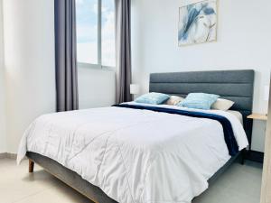 Signature Point Bella Vista, Sea View 2 BR