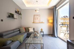 Socrates Suite C4 - Urban Calm by the Sea Kalamata