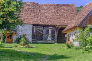 Dominic Boutique - Gardeners Cottage